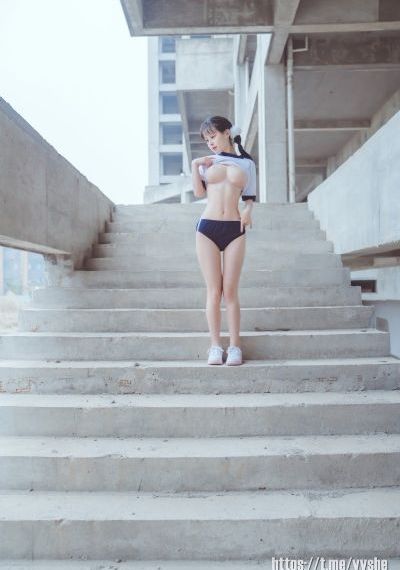 黑人与岛国人妻熟女aⅴ_国产剧在线手机播放